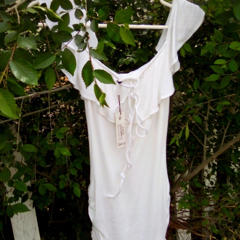 White Ruffle off the  Shoulder Woman Dress